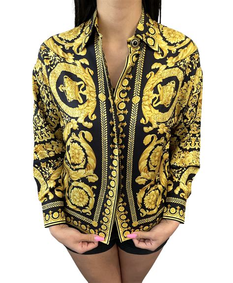 versace wolf shirt|Gianni Versace.